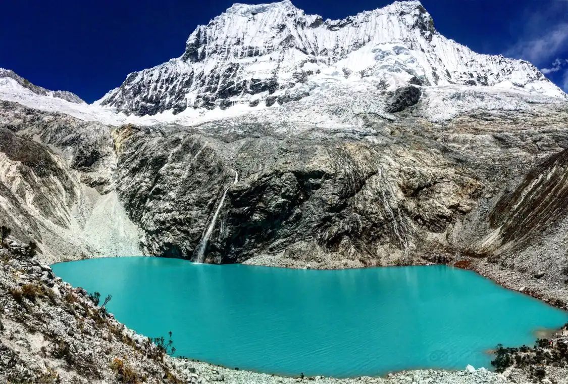 Hotels near Laguna 69
