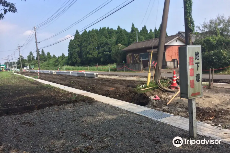 串良海軍航空基地 地下壕電信司令室跡