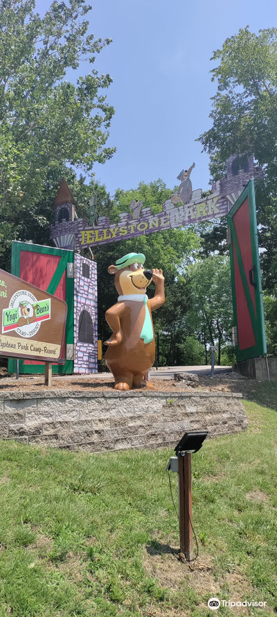 Jellystone Park™ St. Louis Eureka