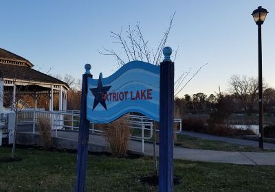 Patriot Lake Park