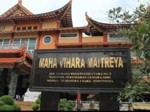 Maha Vihara Maitreya