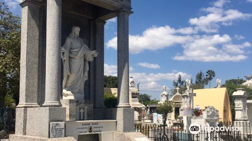 Cementerio de Los Ilustres