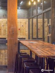 Dueling Axes | Axe Throwing Bar