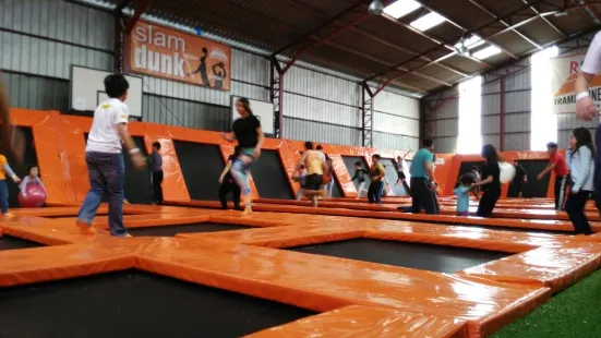 RedKids Trampoline Park