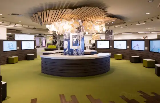 鄰近家譜圖書館的酒店