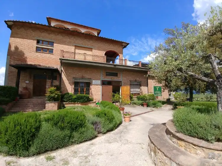 Hotels near Villa Trasqua