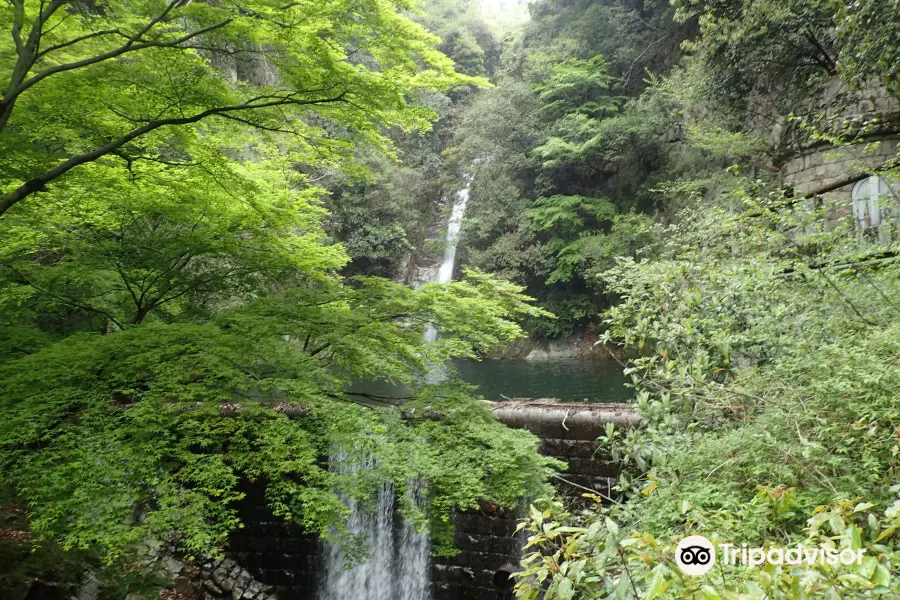 Nunobiki Waterfall