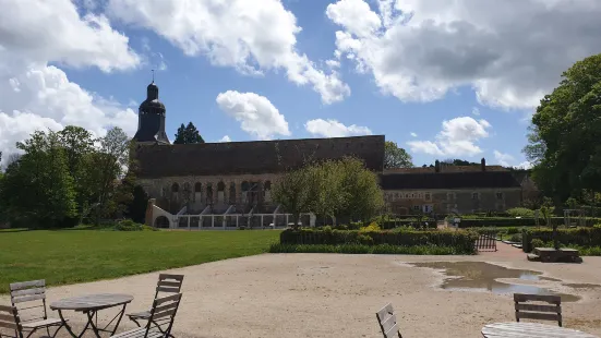 Le Domaine de l'Abbaye et ses Jardins Thematiques