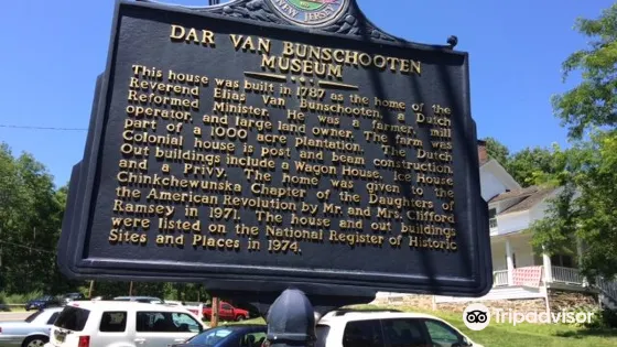 DAR Van Bunschooten Museum