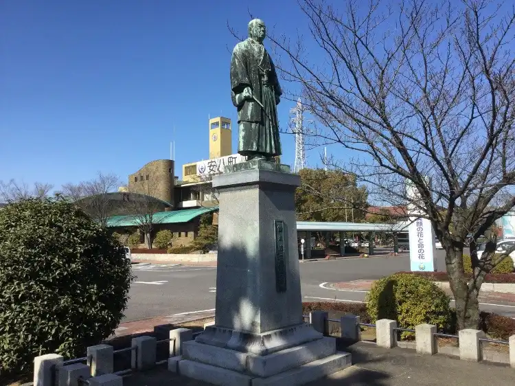 Hotels in Ampachi