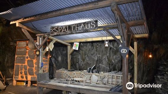 Schieferschaubergwerk Raumland