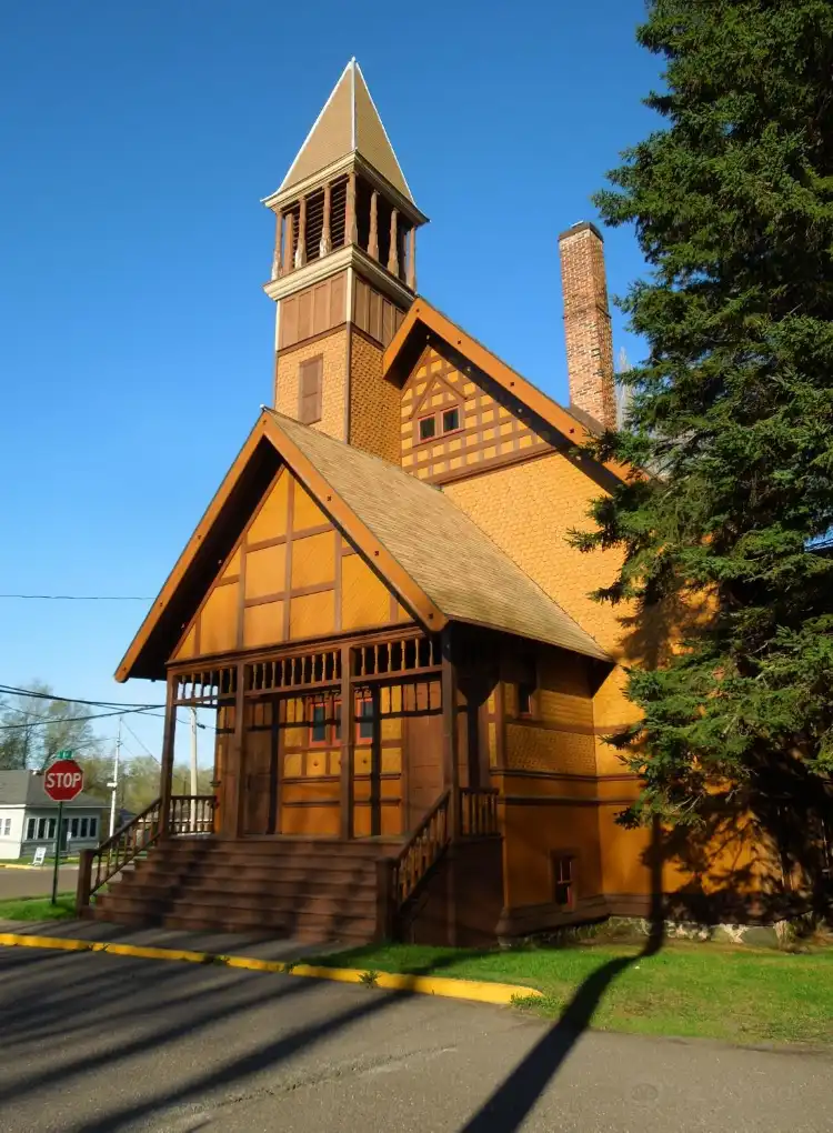 Hotels in Houghton County