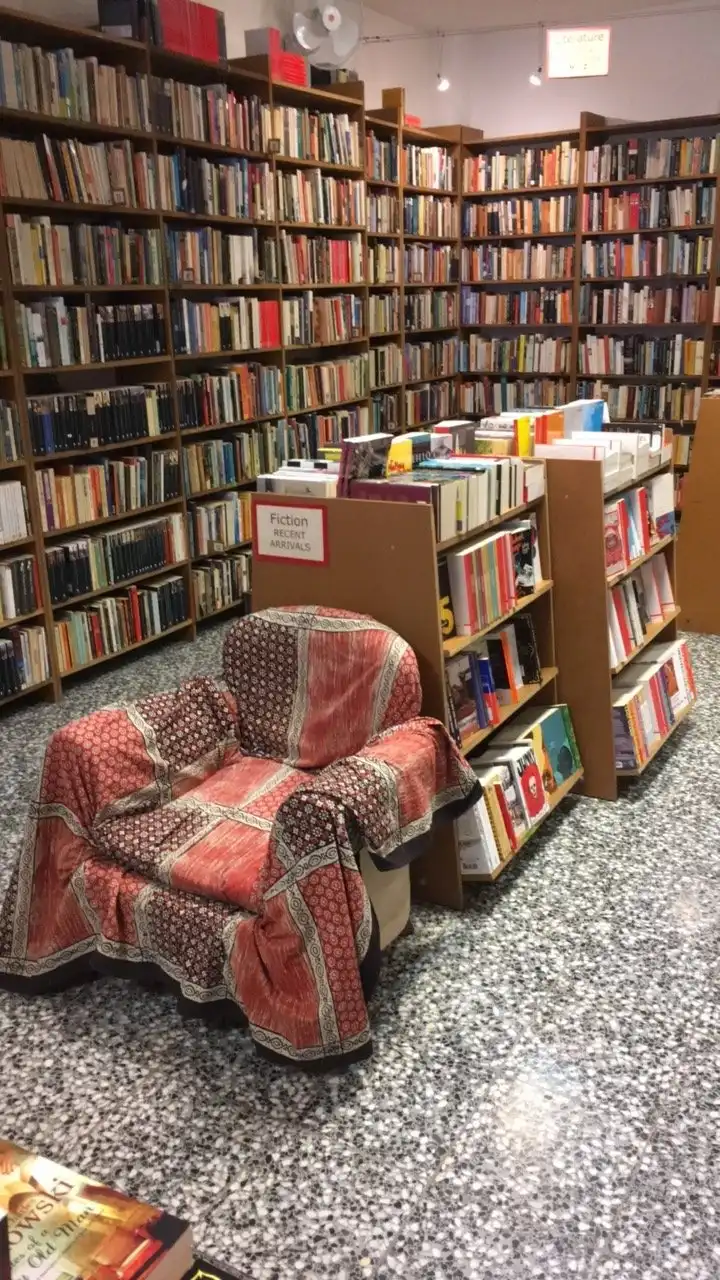 Отели рядом с достопримечательностью «Hibernian Books»