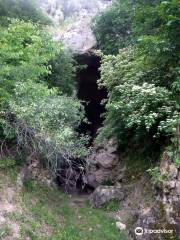 Azokh Cave