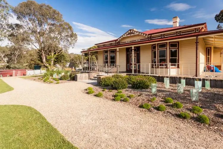 Hotels in Eltham