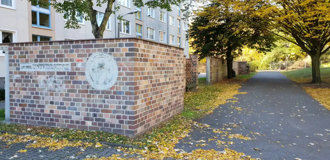 Hotels near Reliefwand 'Geschichte der Alten Universitat'