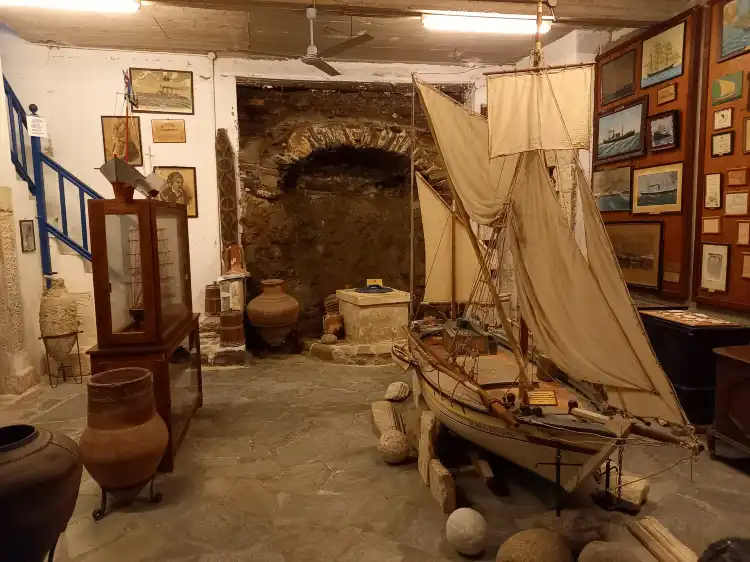 Hotels near Mykonos Folklore Museum