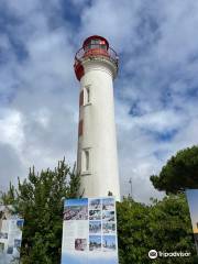 Phare du quai Valin