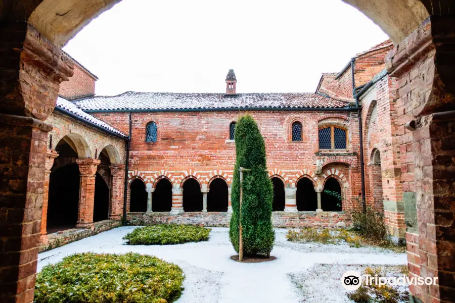 Abbazia di Santa Maria di Vezzolano