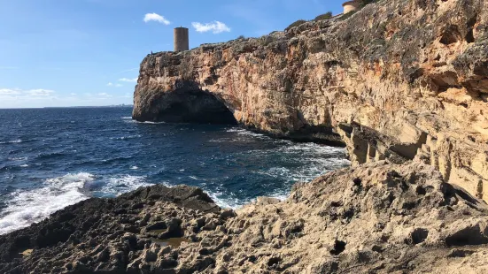 Torre del Serral dels Falcons