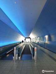 Rainbow Tunnel (Access Tunnel to Kyushu National Museum)