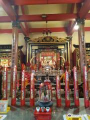 Chao Pho Thepharak-Chao Mae Thapthim Shrine