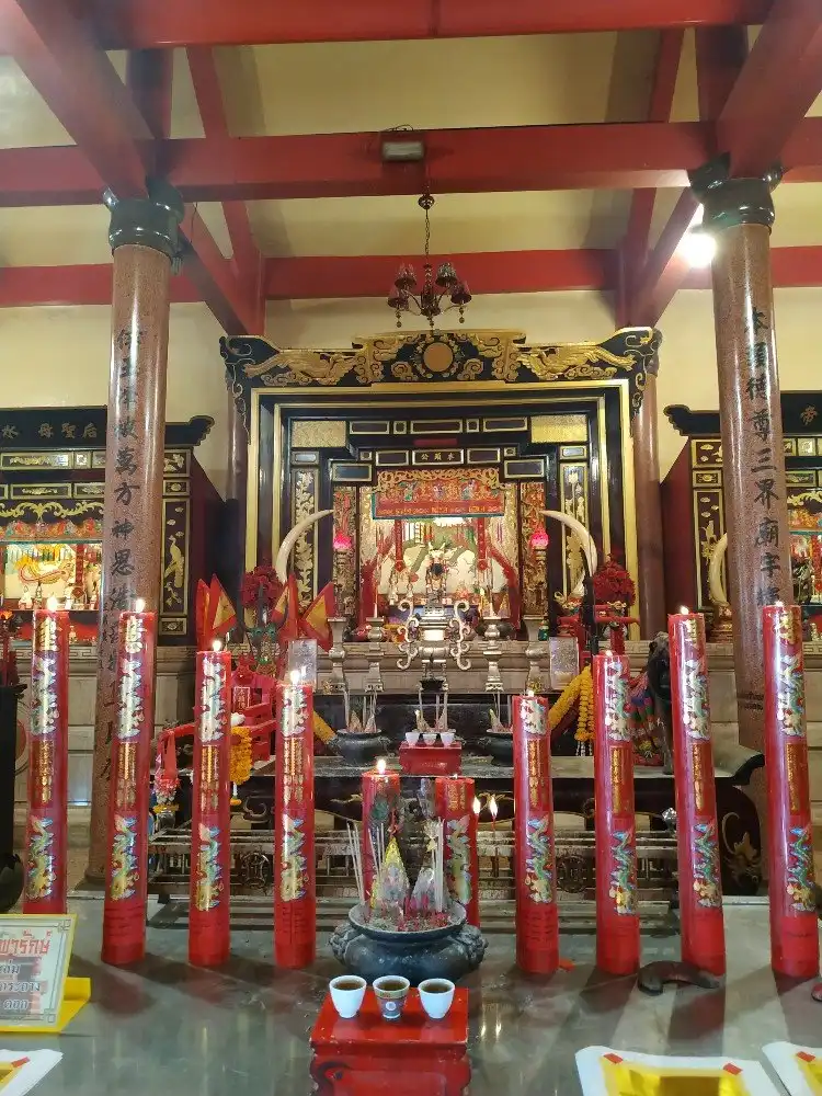 Hotels near Chao Pho Thepharak-Chao Mae Thapthim Shrine