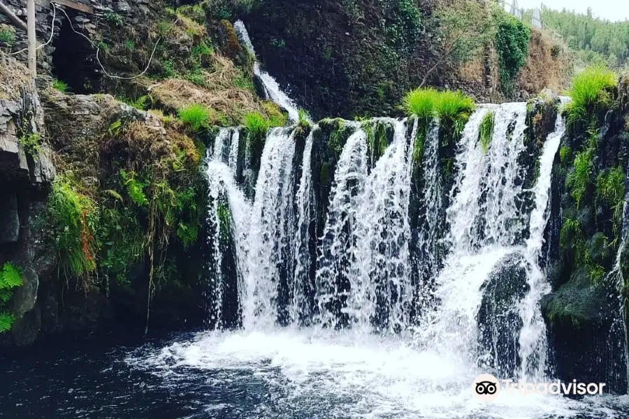 Poco da Broca Falls