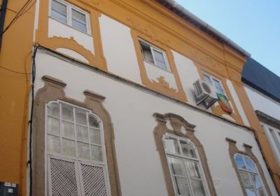 Janelas da Casa da Rua de Azevedo Coutinho