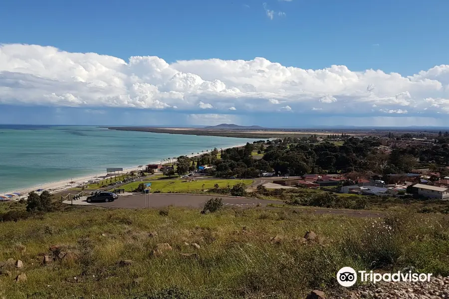 Hummock Hill Lookout