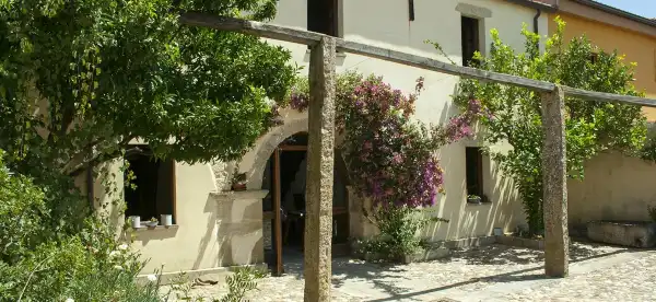 Hotel a Genoni
