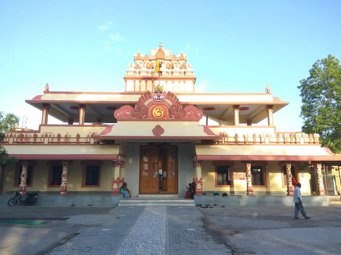 Hotels near Vyas Ashram