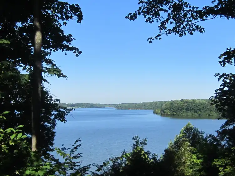 Hotels in Clinton County