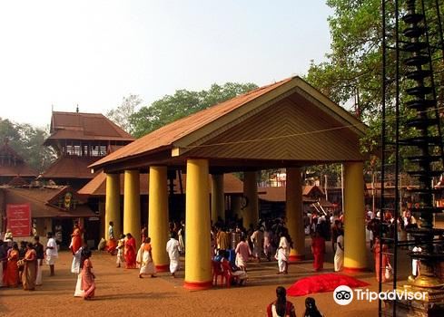 Kurumbakavu Temple