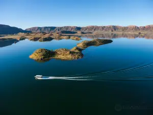 Lake Argyle Cruises