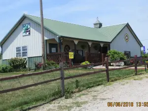 Holy-Field Vineyard & Winery