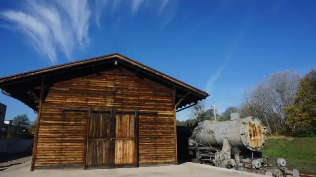 Hotels near Radegast Train Station