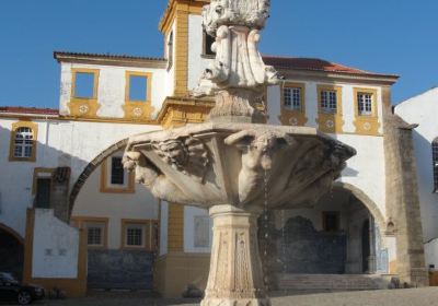 Igreja de Sao Bernardo - Compreendendo o Tumulo de D. Jorge de Melo