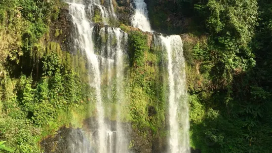 Tad Yuang Waterfall