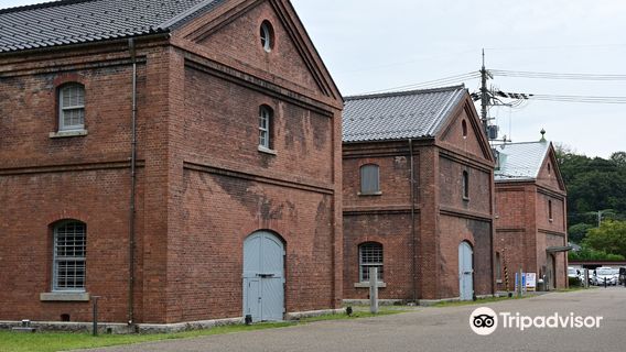 Tsuruga Red Brick Warehouse