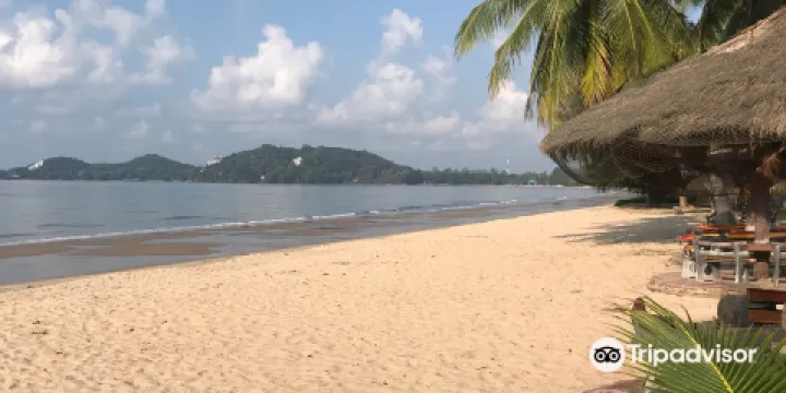 Mae Ram Phueng Beach