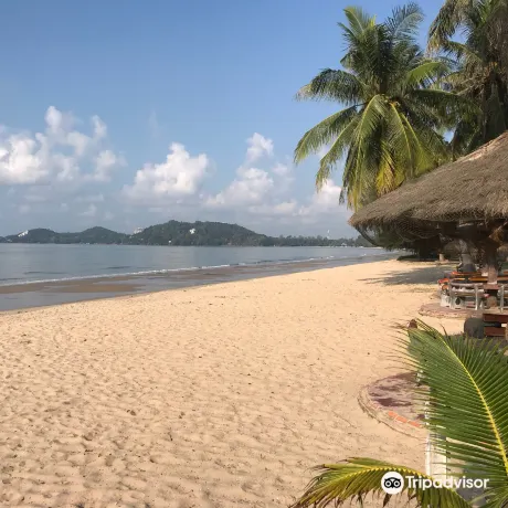 Mae Ram Phueng Beach