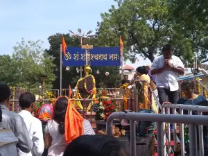 Shree Shanidev Temple, Shani Shingnapur