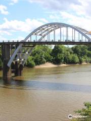 Edmund Pettus Bridge