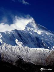 Nepal Pyramids Trekking & Climbing