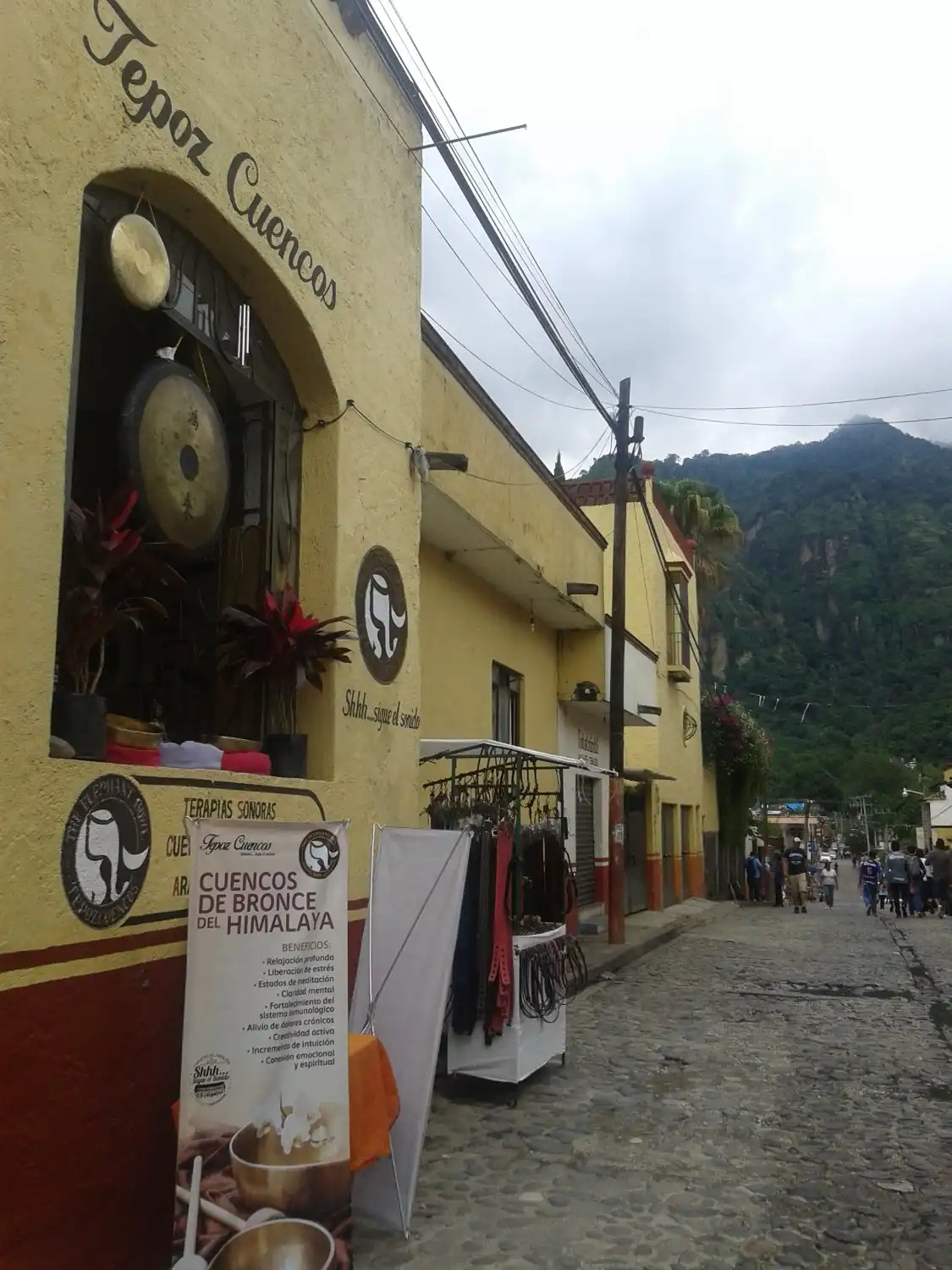 Hotels near Tepozcuencos
