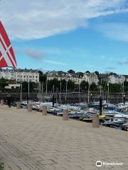 Sunken Gardens and North Pier