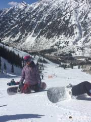 SheRide Snowboard Camp for Women