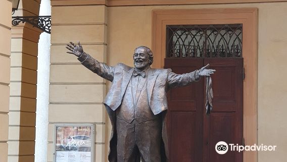 Городской театр Модены