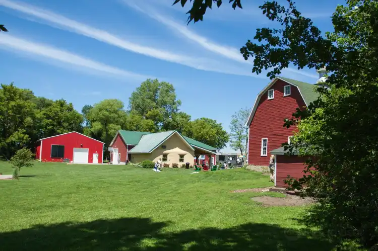 Hotels in Minnehaha County